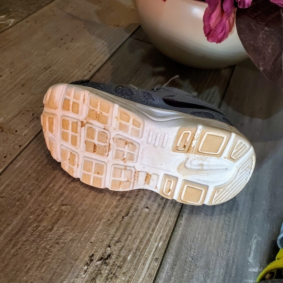 Nike Revolution 2 TD Cool Grey/Volt Athletic Shoes Size 5C Baby Walker - Picture 14 of 14